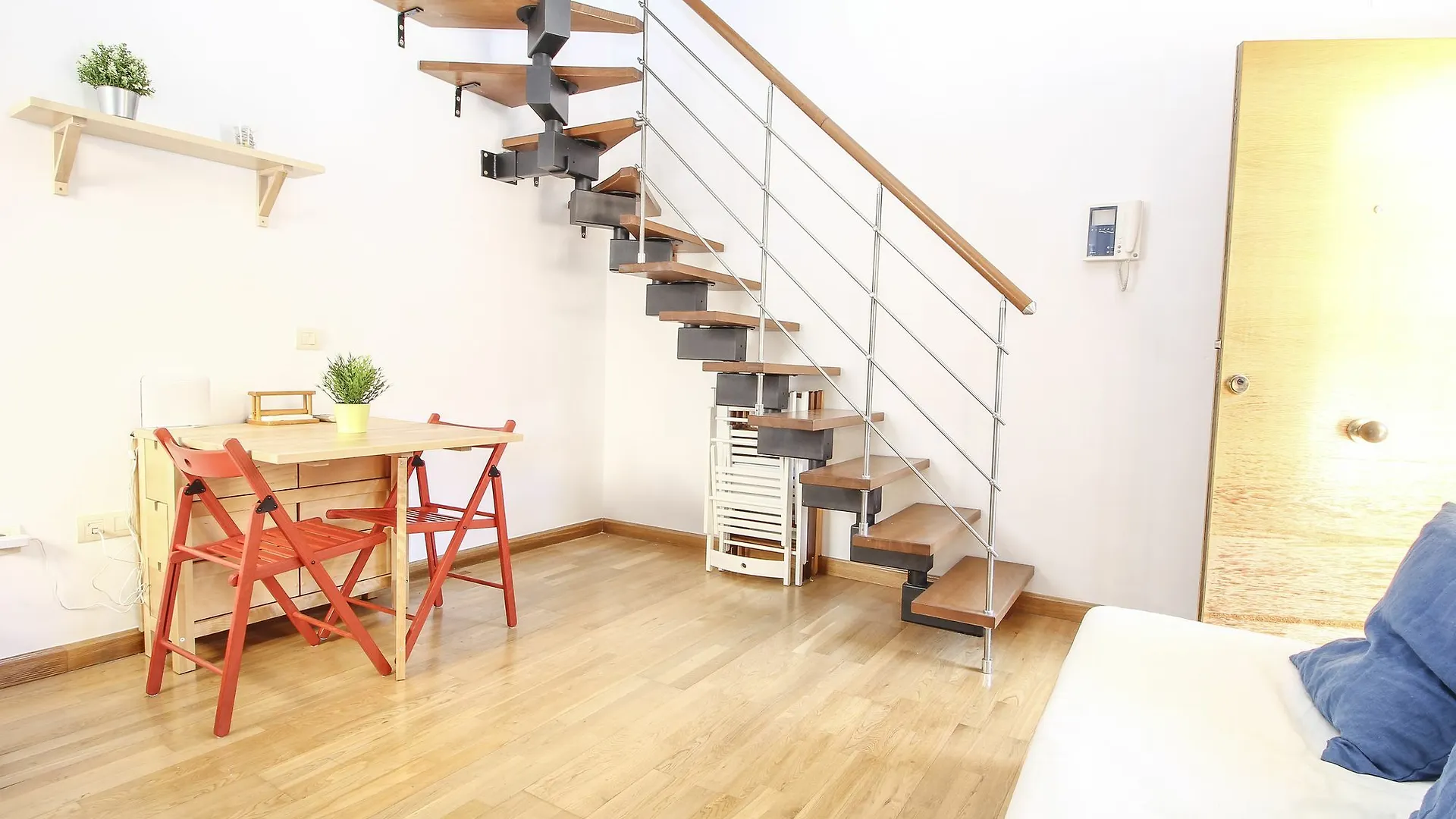 Deluxe Apartment Parras Seville 0*,  Spain